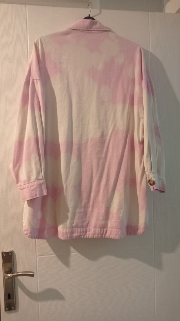 Düğmeli Pembe Batik Desenli Kadın Gömlek - Görsel 2