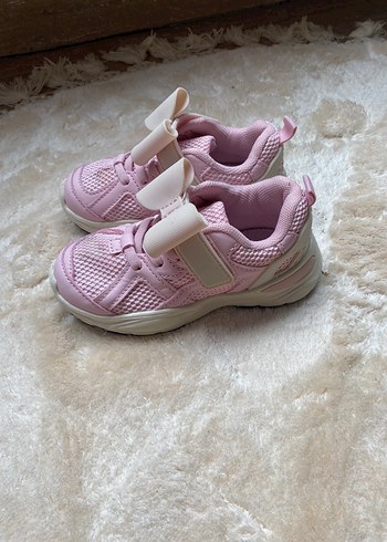 24 Beden Kız Çocuk Pembe Cırt Cırtlı Spor Ayakkabı