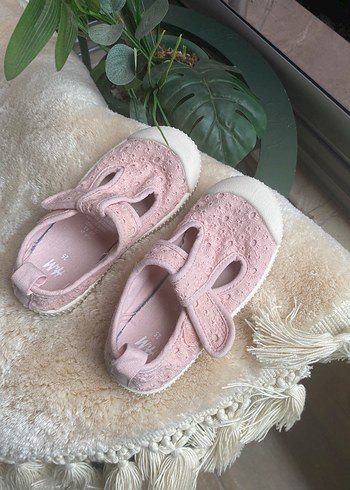 H&M Kız Bebek Pembe İlk Adım Ayakkabısı