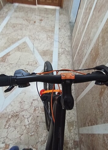  Beden siyah Renk KRON XC100 TEKERLEĞİ YAPTIRDIM ÖN FRENİ TAKCAM pazarlık vardır
