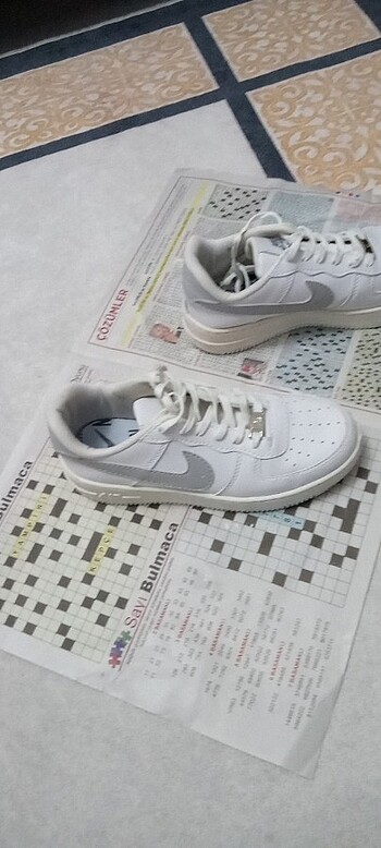 Nike Air spor ayakkabı yeni sayılır 