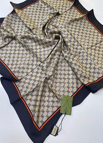 Gucci twil İpek esarp 