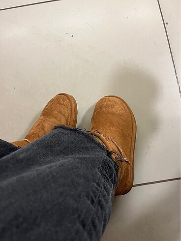 Ugg Ugg bot