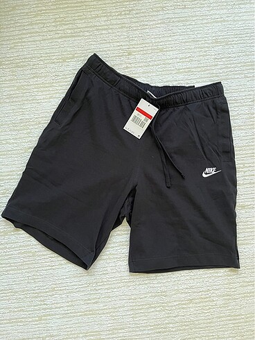 Nike şort
