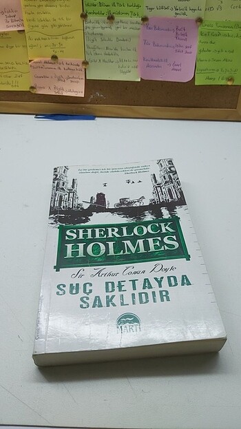 Sherlock Holmes suç detayda saklıdır