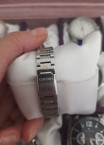 Casio marka bayan kol saati