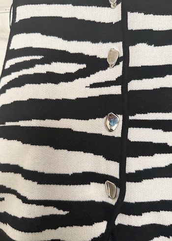 Zebra Desenli Düğmeli Kadın Yelek - Görsel 2