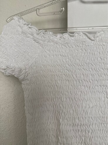 Beyaz büzgülü üst - Görsel 2