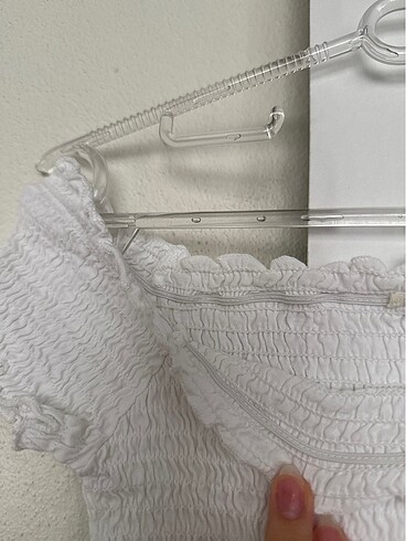 Beyaz büzgülü üst - Görsel 3