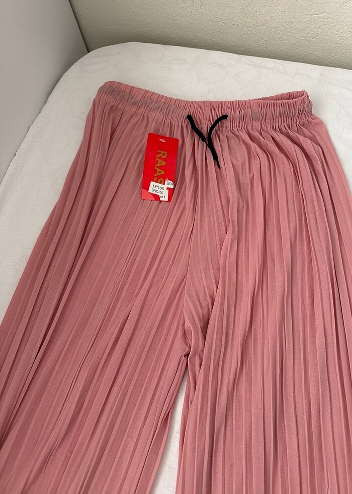 Pembe alt - Görsel 2