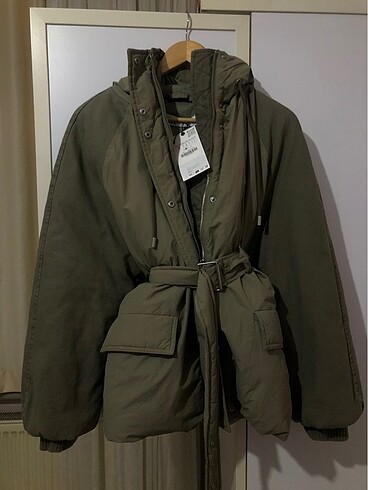 ZARA KONTRAST ŞİŞME MONT - Görsel 8