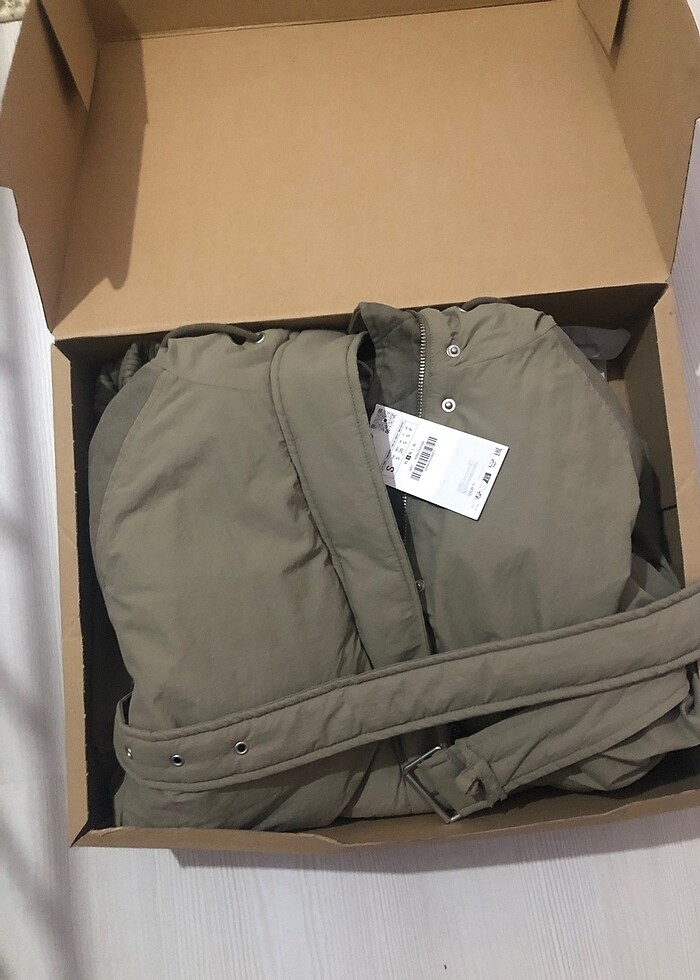 ZARA KONTRAST ŞİŞME MONT - Görsel 5