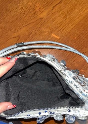 Gri parlak çanta - Görsel 2