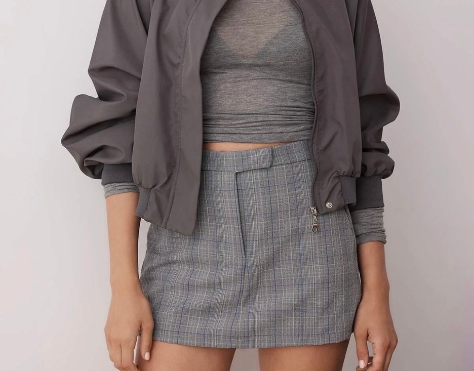 Arkası etek görünümlü şort etek - Görsel 2