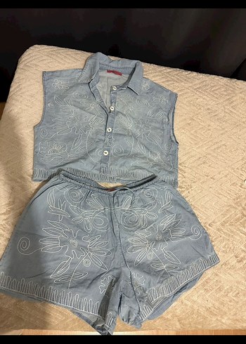 Quzu Mavi Kolsuz Nakışlı Denim  Takım - Görsel 4