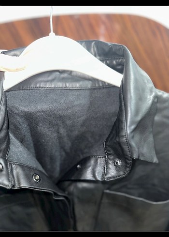 Düğmeli Siyah Deri Kadın Ceket Pantolon Takım - Görsel 4