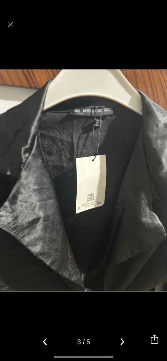 Bağlamalı Kruvaze Yaka Siyah Saten Bluz - Görsel 3