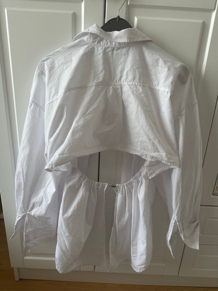 Düğmeli Beyaz Pamuklu Gömlek - Görsel 2