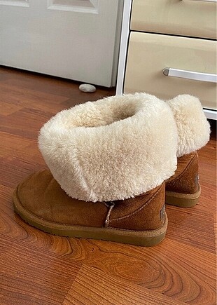 Taba ugg bot