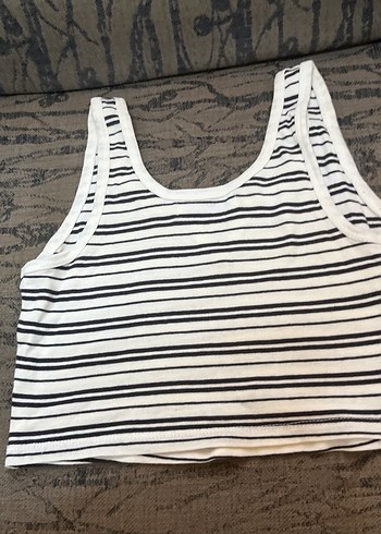 Çizgili V Yakalı Kadın crop - Görsel 2