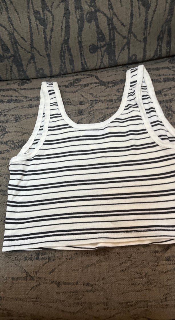 Çizgili V Yakalı Kadın crop - Görsel 2