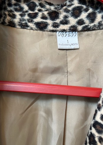 Kahverengi Leopar Desenli Kadın Mont - Görsel 2