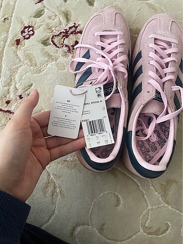 41,5 Beden pembe Renk Adidas handball spezial orijinal ve etiketli ayakkabı