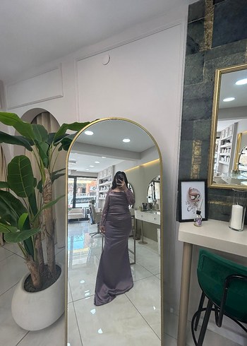 Abiye Khaki Renkli Ayaklı Dekoratif Ayna