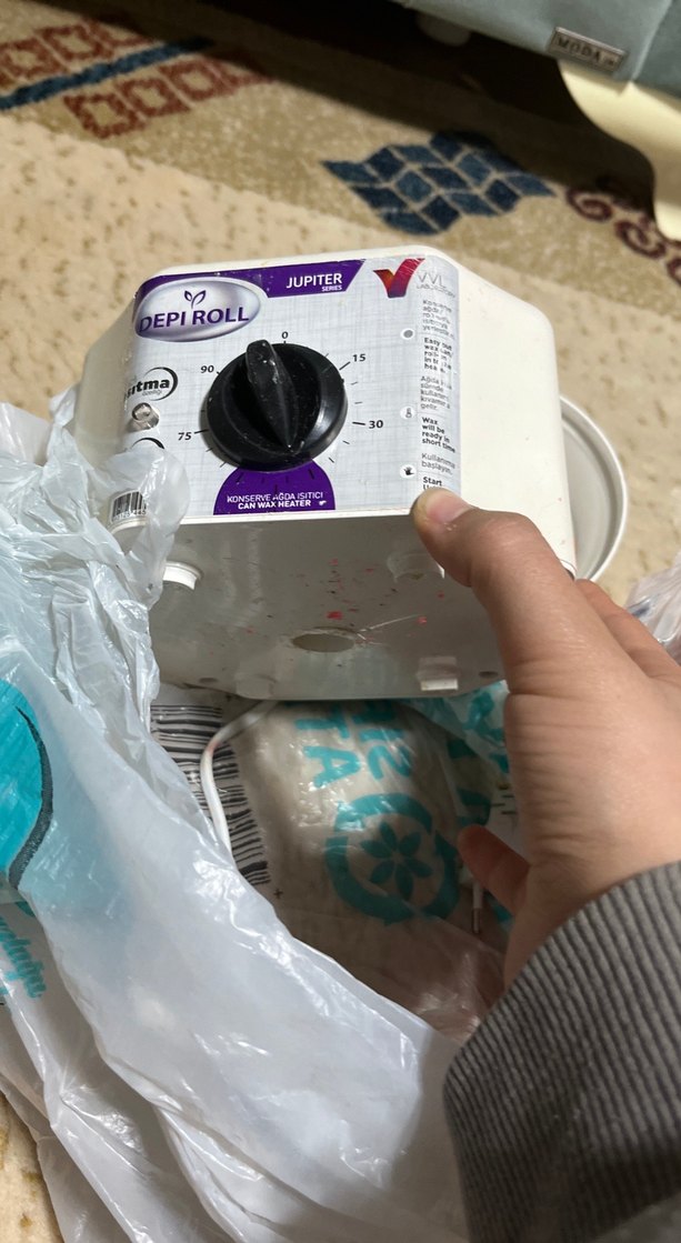 Beyaz Parlak Plastik ağda makınesı - Görsel 3