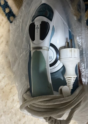 Beyaz Buharlı Ütü - Görsel 2