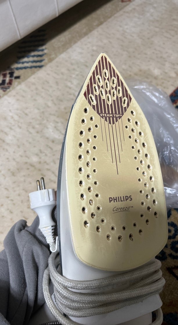 Beyaz Buharlı Ütü - Görsel 3