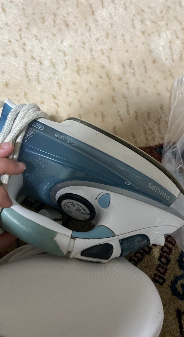 Beyaz Buharlı Ütü - Görsel 4