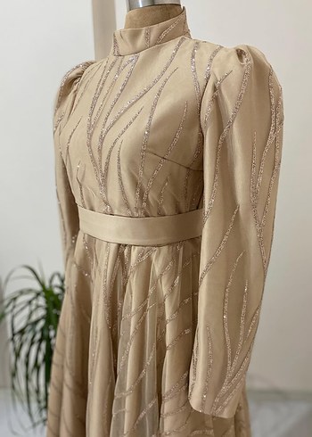 Bej İşlemeli Uzun Abiye Elbise - Görsel 2