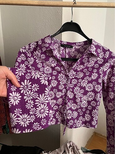 Trendyol & Milla Mor bürümcük crop sırt dekolteli örme