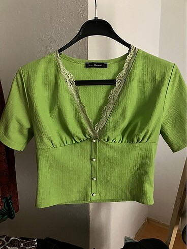 Diğer Fıstık yeşili dantel yakalı crop