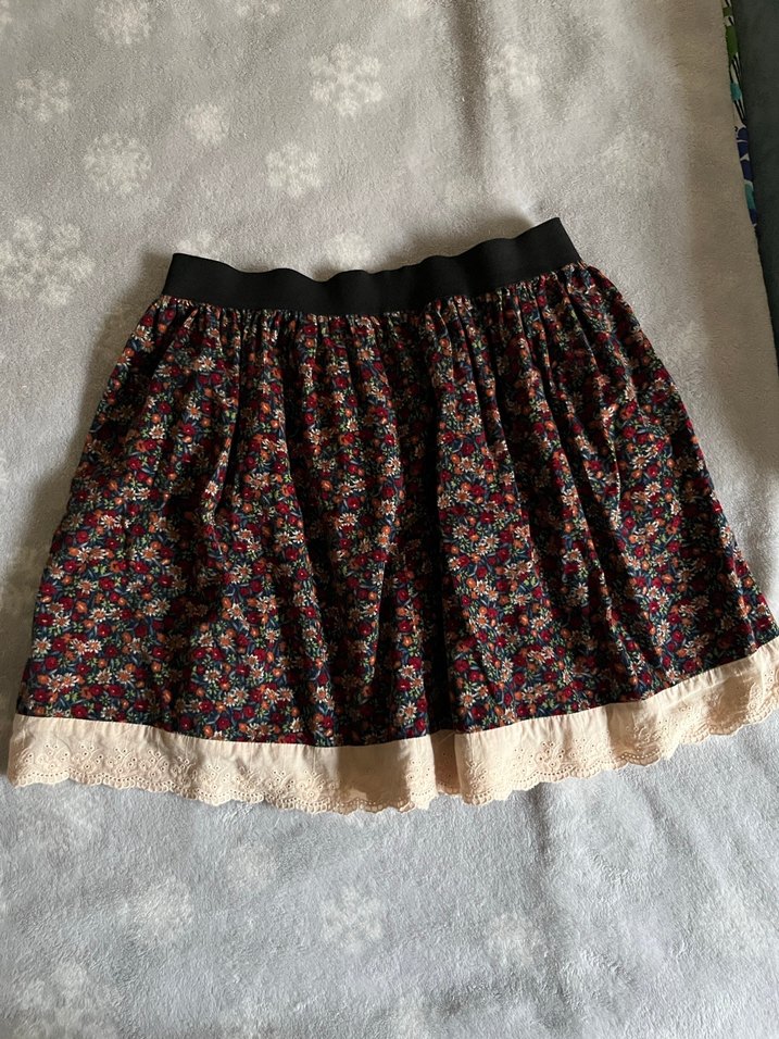 Dantel Detaylı Vintage Midi Etek - Görsel 3