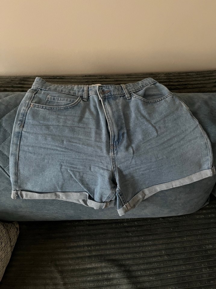 Mavi Bol Kesim Mini Denim Şort - Görsel 5