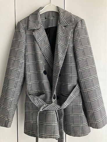 Trendyol & Milla Blazer ceket (kuşaklı)