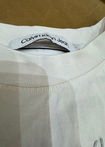 Calvin Klein Beyaz Kadın Tişört - Görsel 2