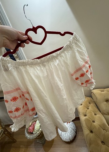 Püsküllü Nakışlı Beyaz Mini Bohem Bluz - Görsel 2