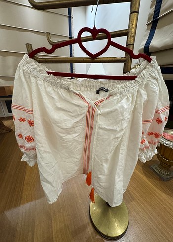 Püsküllü Nakışlı Beyaz Mini Bohem Bluz - Görsel 5