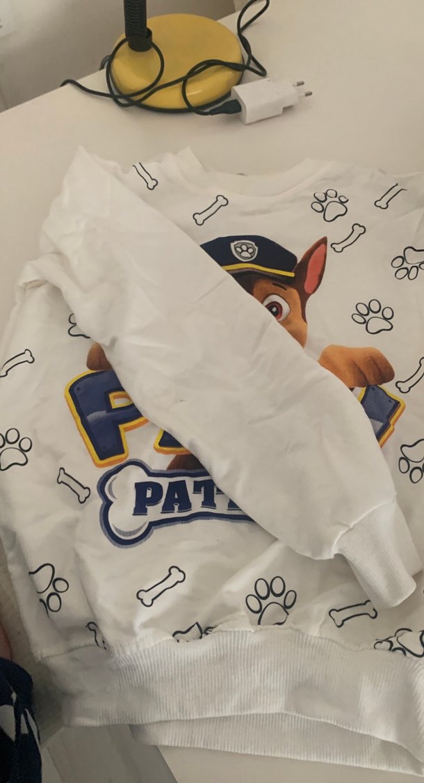 Renkli Baskılı Beyaz Köpek Tişörtü - Görsel 2