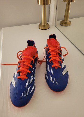 Adidas Erkek Lacivert Renkli Futbol Ayakkabısı