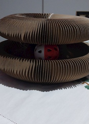 KEDİ EVİ VE TIRMALAMA OYUNCAĞI - Görsel 4