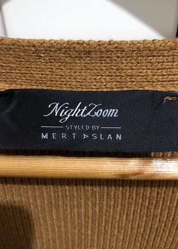 Düğmeli Taba Kadın Hırka - Görsel 3