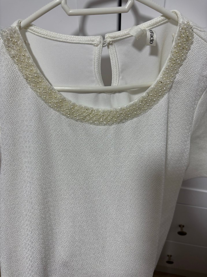 Yuvarlak Yaka Beyaz Kısa Kollu Kadın Bluz - Görsel 2