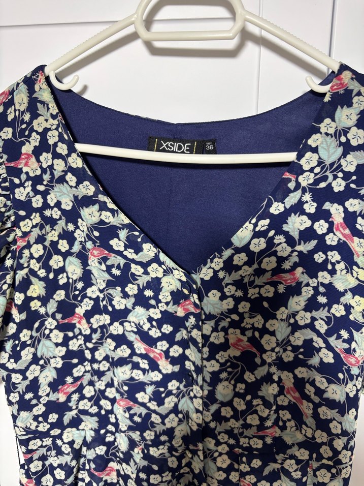 Çiçek Desenli V Yaka Midi Elbise - Görsel 3