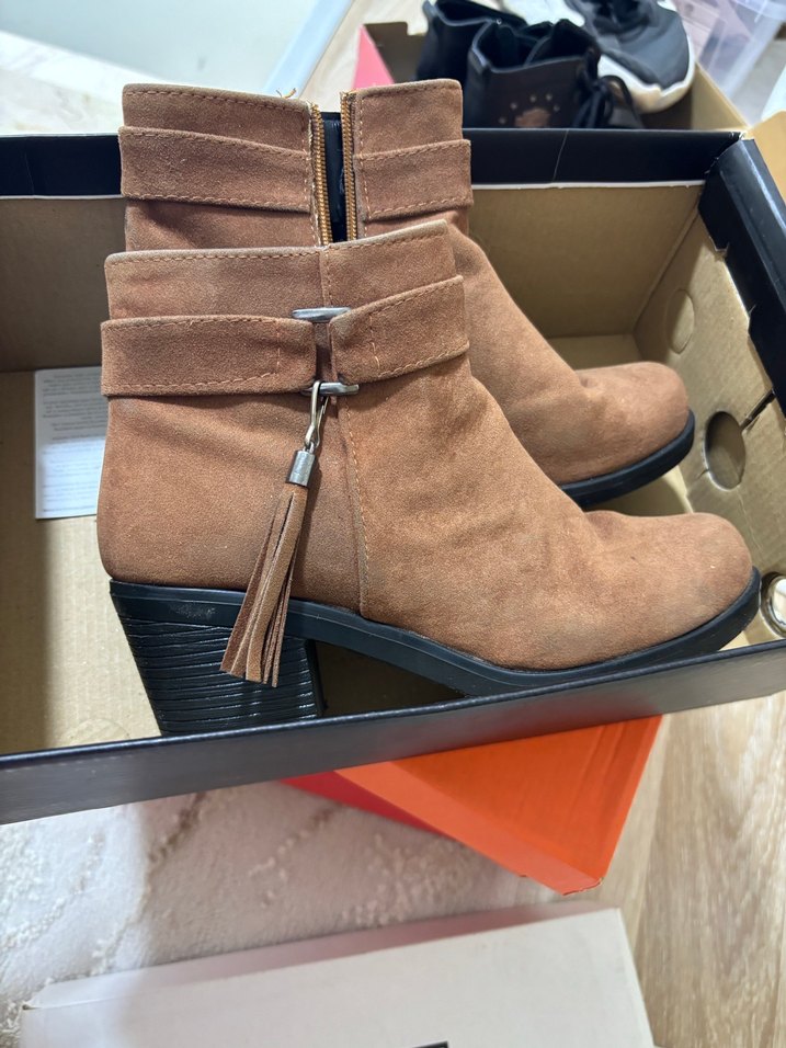 Kahverengi Süet Kadın Topuklu Bot - Görsel 2