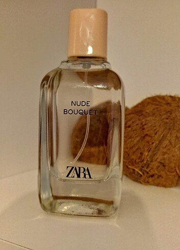Zara Nude Bouquet