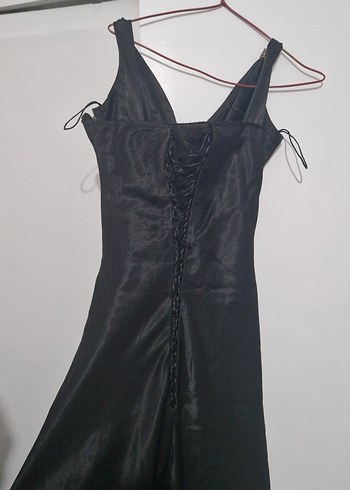 Siyah Uzun V Yaka Drapeli Kadın Abiye - Görsel 2